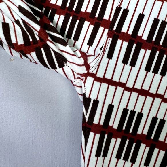 LuLaRoe Light Blue Burgundy Piano Keys Music Leggings Pants Women's One Size OS - Picture 5 of 10